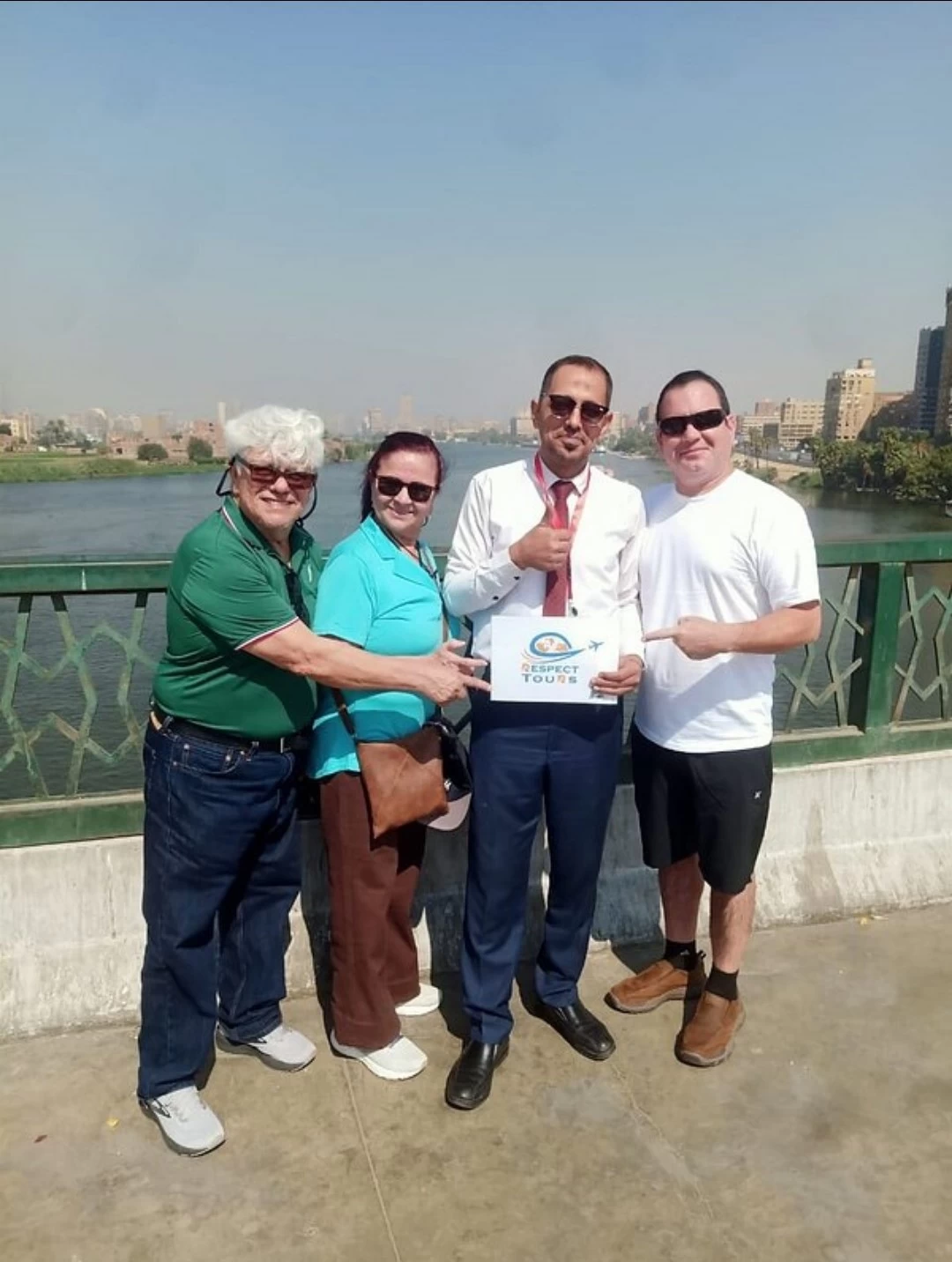 Luxor Sightseeing Tour Old Cairo }}